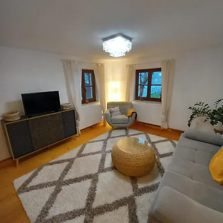 S'rastl Direkt Mit Bergpanorama * Grundlsee