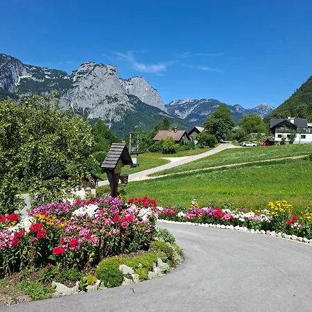 S'rastl Direkt Mit Bergpanorama Apartamento