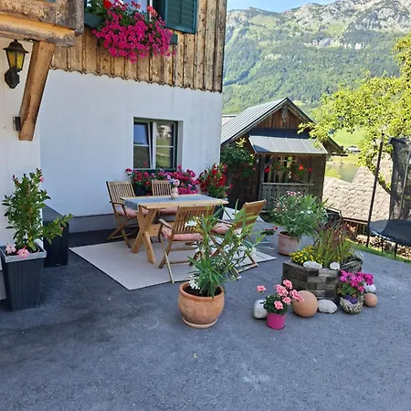 Apartamento S'rastl Direkt Mit Bergpanorama Grundlsee