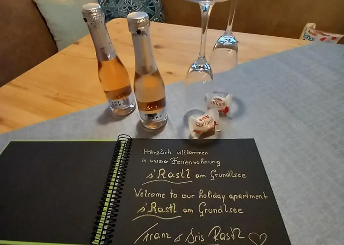 S'rastl Direkt Mit Bergpanorama * Grundlsee